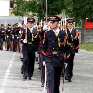 Čestná stráž prezidenta SR má nové uniformy