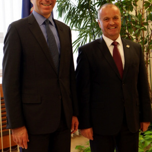 Minister Gajdoš rokoval o možnostiach spolupráce s novým americkým veľvyslancom A. Sterlingom