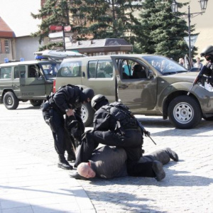Vojaci policajti, hasiči aj záchranári v Skalici