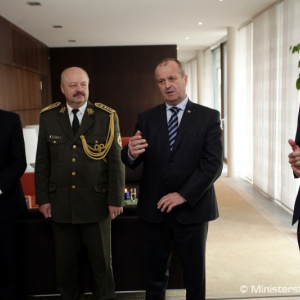 Náčelníka Generálneho štábu OS SR gen. M. Maxima ocenili najvyšším nemeckým vojenským vyznamenaním 