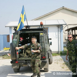 KFOR :  Nikdy nebudeš kráčať sám