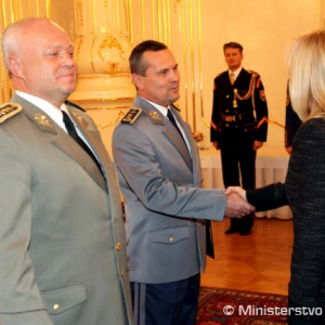 Novému náčelníkovi blahoželá aj premiérka a poverená ministerka obrany Iveta Radičová