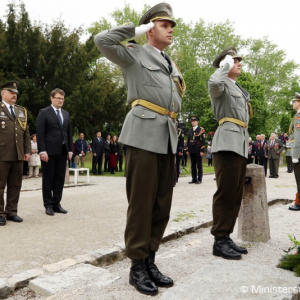 Spomienku na generála M. R. Štefánika si uctili na mieste tragickej nehody v Ivanke pri Dunaji