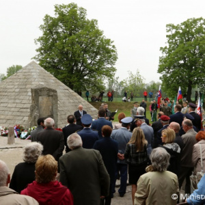 Spomienku na generála M. R. Štefánika si uctili na mieste tragickej nehody v Ivanke pri Dunaji