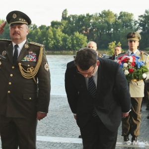 Spomienku na generála M. R. Štefánika si uctili na mieste tragickej nehody v Ivanke pri Dunaji