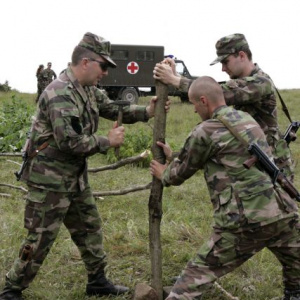 Logisti a opravári na Lešti