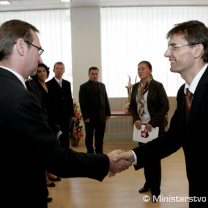 Minister obrany prijal veľvyslanca Českej republiky na Slovensku Jakuba Karfíka