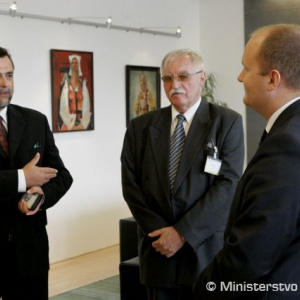 Minister obrany prijal veľvyslanca SR v Indonézskej republike Štefana Rozkopála