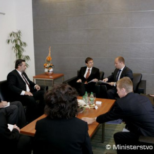 Minister obrany prijal veľvyslanca SR v Indonézskej republike Štefana Rozkopála