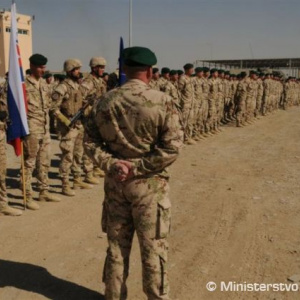 Slováci ocenení medailami NATO za ťažkú prácu a profesionalitu
