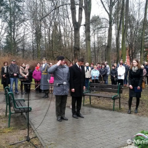 Štátny tajomník Miloš Koterec si v Novákoch pripomenul 8. výročie tragédie