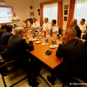 Minister Gajdoš dnes v Grécku navštívil viaceré základne, zajtra ho čakajú rokovania