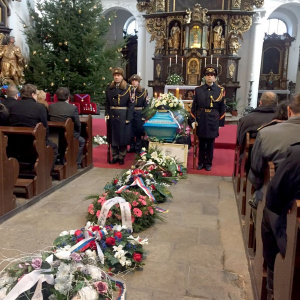 Posledná rozlúčka so slovenským vojnovým pilotom Imrichom Gablechom