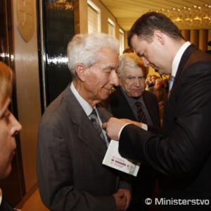 Ministrovi obrany udelili Pamätnú medailu Jána Nálepku – Repkina