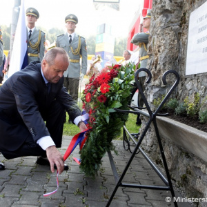 Minister Gajdoš si dnes na Orave pripomenul pamiatku SNP