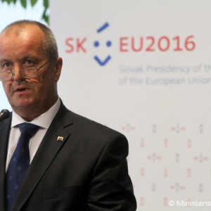 Minister obrany P. Gajdoš otvoril 10. ročník Pyrotechnickej konferencie