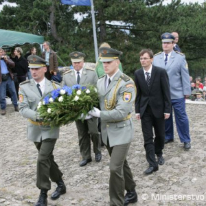 Bradlo - vyvrcholenie osláv 130-teho výročia narodenia M. R. Štefánika