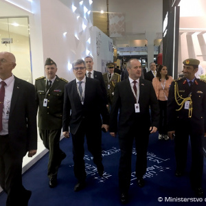Minister Gajdoš na výstave IDEX 2017 v Spojených arabských emirátoch podporil slovenský obranný priemysel