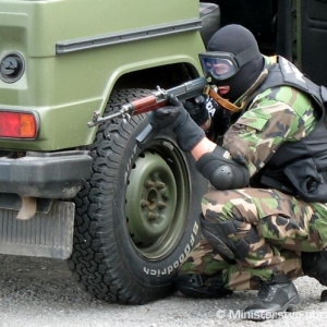 Vojaci, policajti, hasiči aj záchranári pod Poľanou