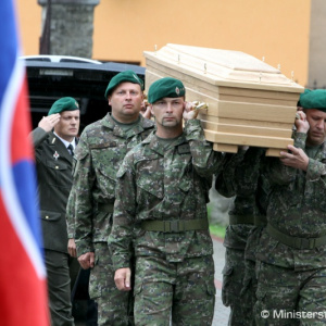 Najvyššie vojenské pocty pre zosnulého rotného Daniela Kavuliaka