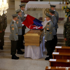 Najvyššie vojenské pocty pre zosnulého rotného Daniela Kavuliaka