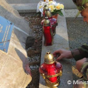 Príslušníci 21. zmpr. zapálili sviečky na spomienku zosnulých vojakov