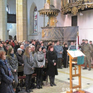 V Prešove odhalili pamätnú tabuľu obetiam leteckého nešťastia