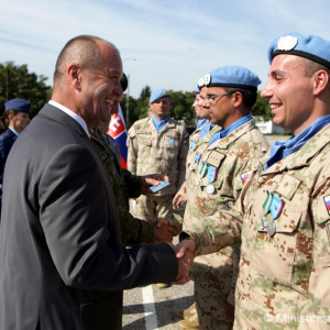 Minister Gajdoš privítal v Nitre vojakov po návrate z Cypru a Mali