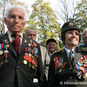 Na oslavách nechýbali ani veteráni karpatsko-duklianskej operácie