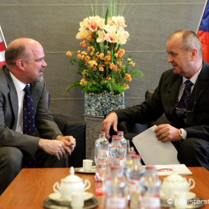 Minister obrany Peter Gajdoš sa stretol so chargé d´affairs USA Liamom Wasleym