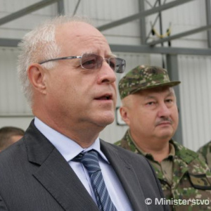 Súťaž otvoril vedúci Služobného úradu MO SR Peter Plučinský