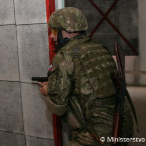 Treba minimálne desať väčších či menších terčov
