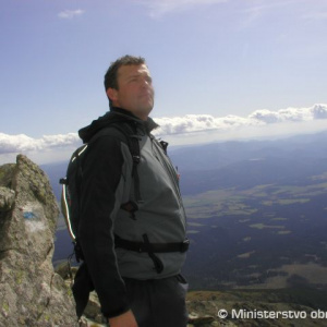 Minister Baška vystúpil s vojakmi na Kriváň