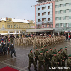 Medaily pre vojakov z operácií ISAF a KFOR