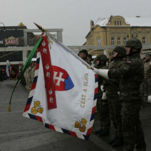 Vojaci z operácií KFOR a ISAF ocenení medailami