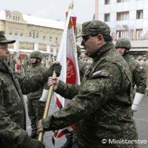 Vojaci z operácií KFOR a ISAF ocenení medailami