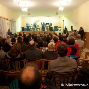 Na Koncerte pre Tokajík vystúpil aj operný spevák Martin Babjak