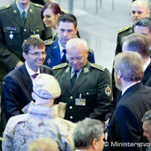 IDET 2011 -11. medzinárodný veľtrh obrannej a bezpečnostnej techniky