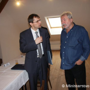 Debata ministra obrany a hlavného architekta mesta Bratislavy