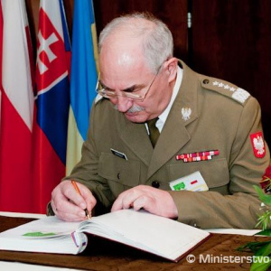 Náčelníci generálnych štábov armád krajín V4 zasadali v Liptovskom Mikuláši