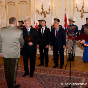 Prezident Slovenskej republiky menoval a povýšil generálov