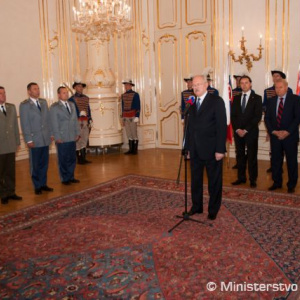 Prezident Slovenskej republiky menoval a povýšil generálov