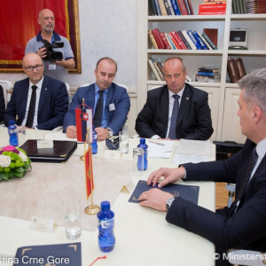 Minister obrany P. Gajdoš navštívil Čiernu Horu v deň jej oficiálneho vstupu do Severoatlantickej aliancie