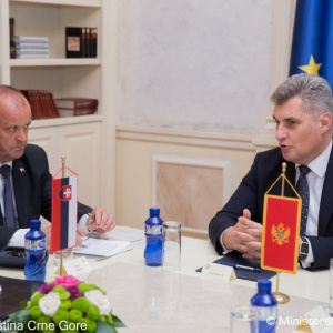 Minister obrany P. Gajdoš navštívil Čiernu Horu v deň jej oficiálneho vstupu do Severoatlantickej aliancie