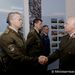 Generál Bulík sa stretol s novovymenovanými aj odchádzajúcimi plukovníkmi