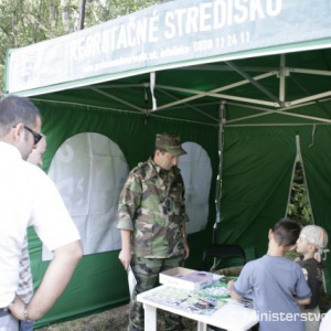 Červená armáda (opäť) prekročila Hron