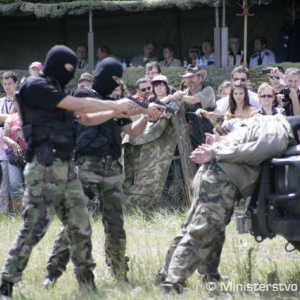 Červená armáda (opäť) prekročila Hron