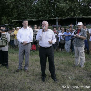Červená armáda (opäť) prekročila Hron