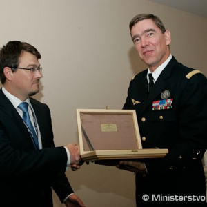 Štátny tajomník Róbert Ondrejcsák rokoval s generálom Stéphane Abrialom