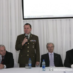 Odborné konferencie na IDEB 2010